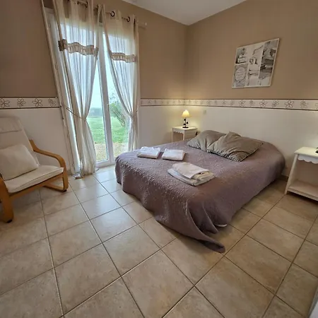 La Guionie Lascaux Holiday home *